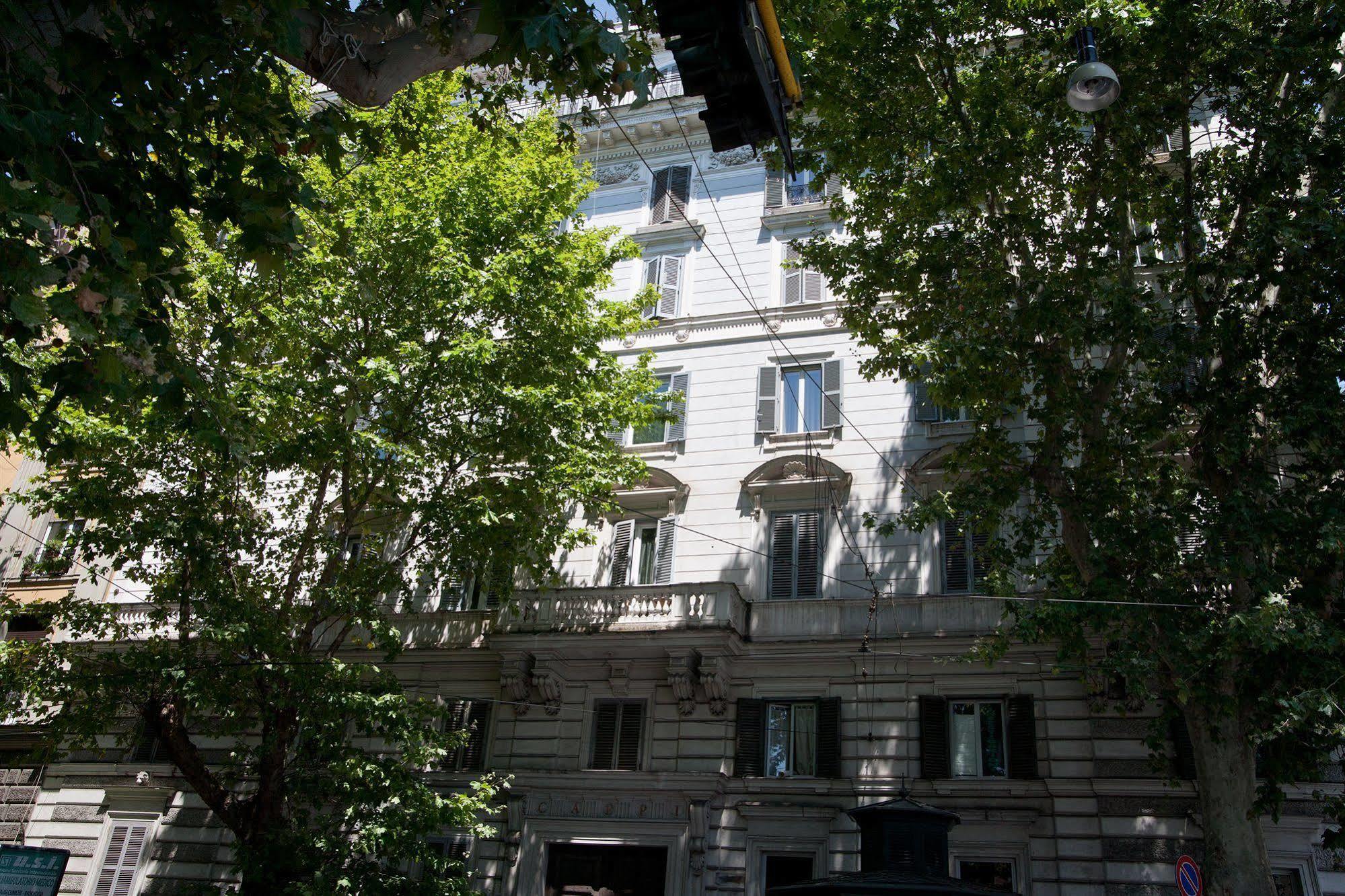 Crossing Roma 1 Hotel Exterior foto
